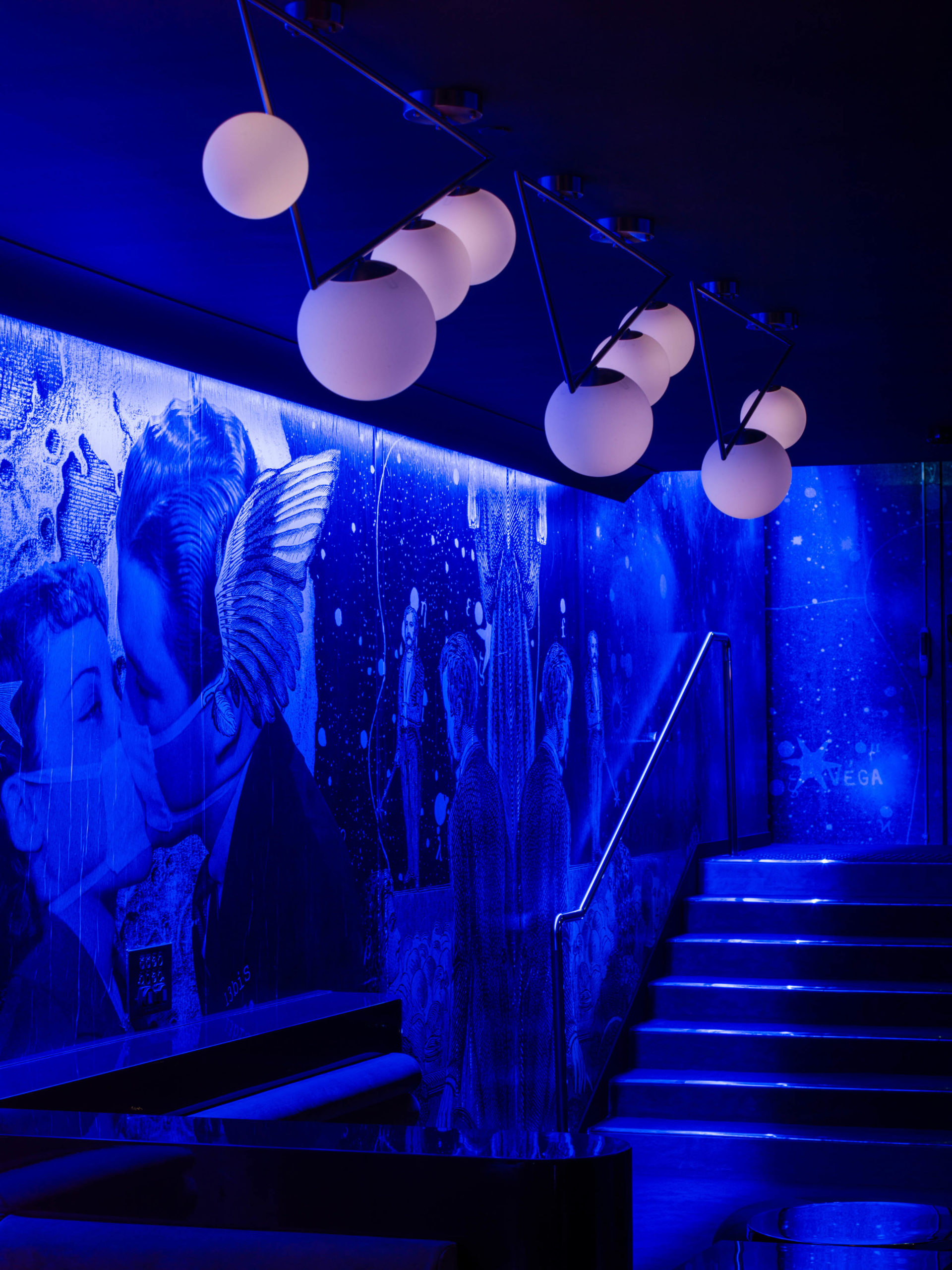 Infini bar - design et architecture intérieure